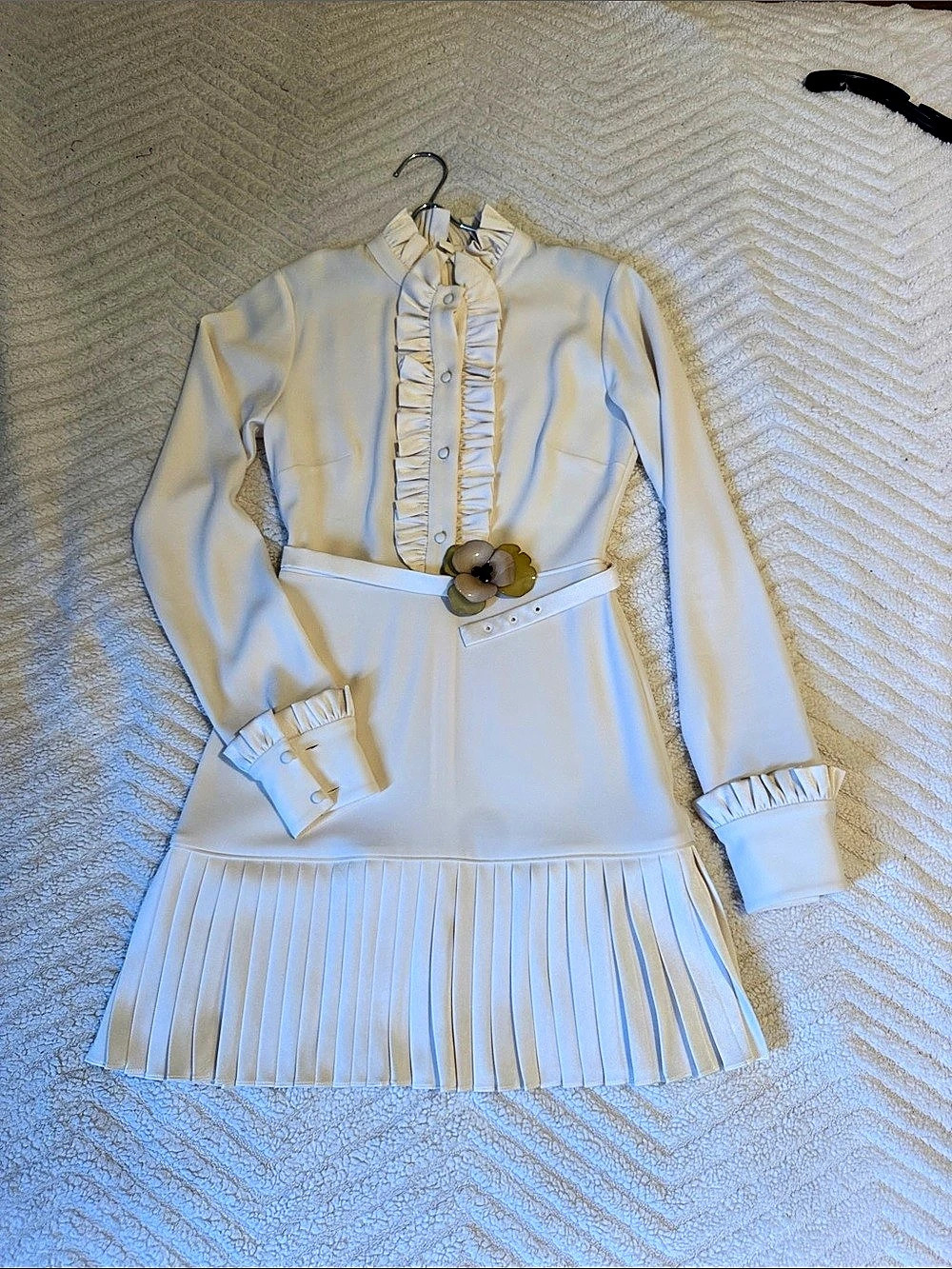 ALEXIS Pleated Mini Dress in White Size XS